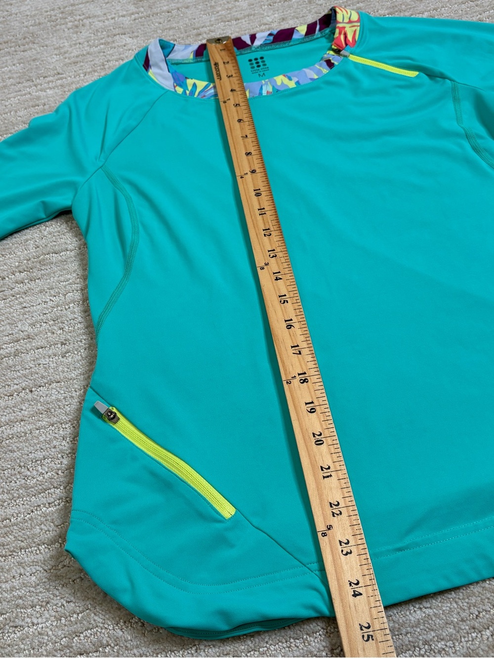 Title nine Tropical Print Trim Long Sleeve Top Womens Size M Teal Zipper Pocket - Picture 5 of 9